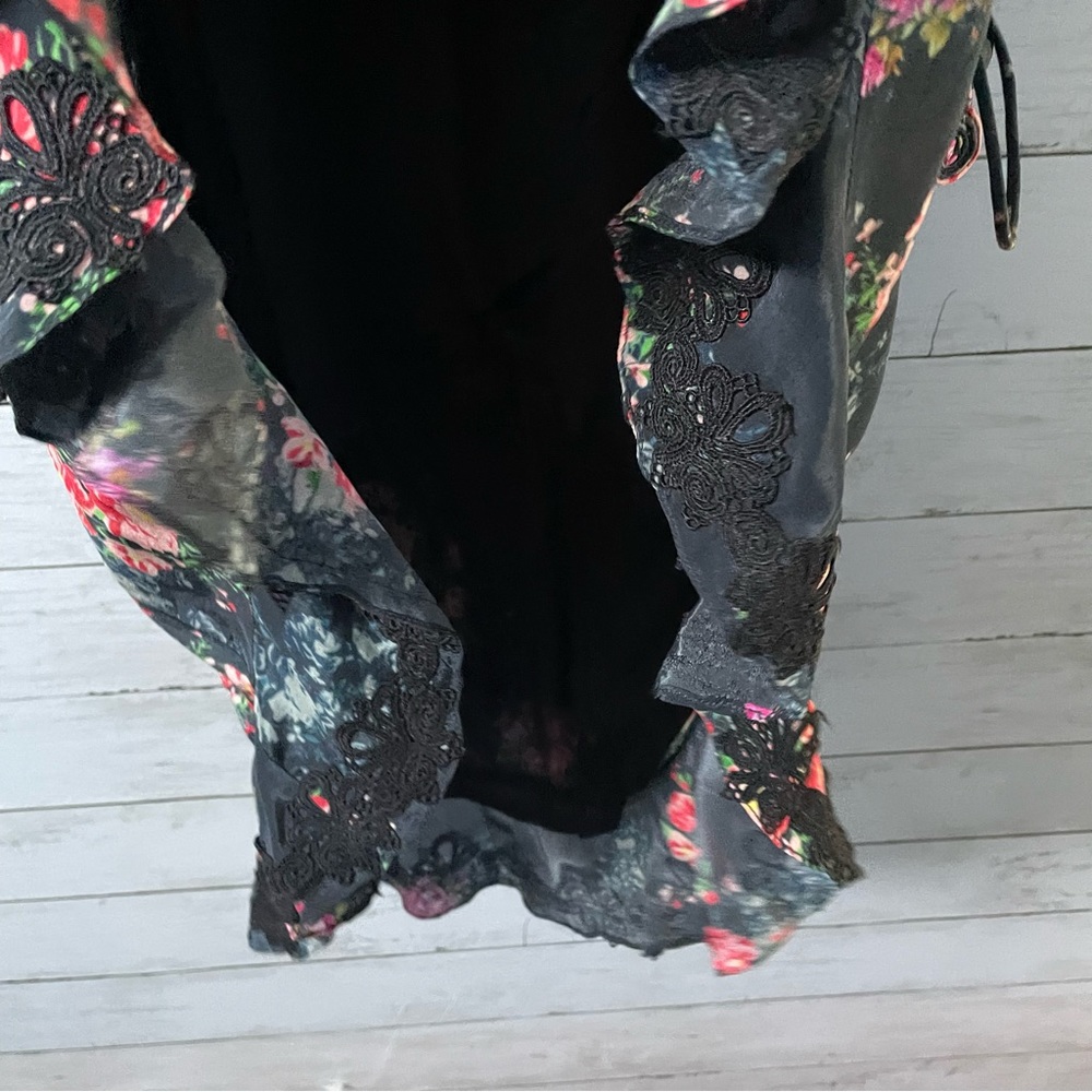 NWT Rococo Sand Floral Wrap Dress - Picture 7 of 13